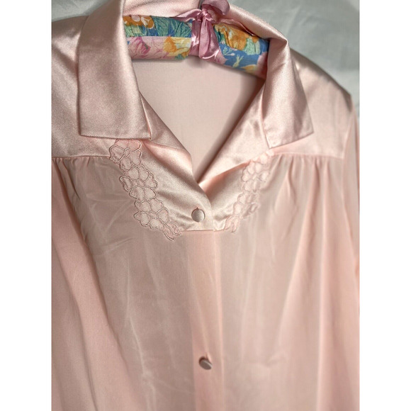 Vanity Fair Robe Pink Nylon Button Up Size 32 Small Made in USA Vintage - Picture 2 of 7